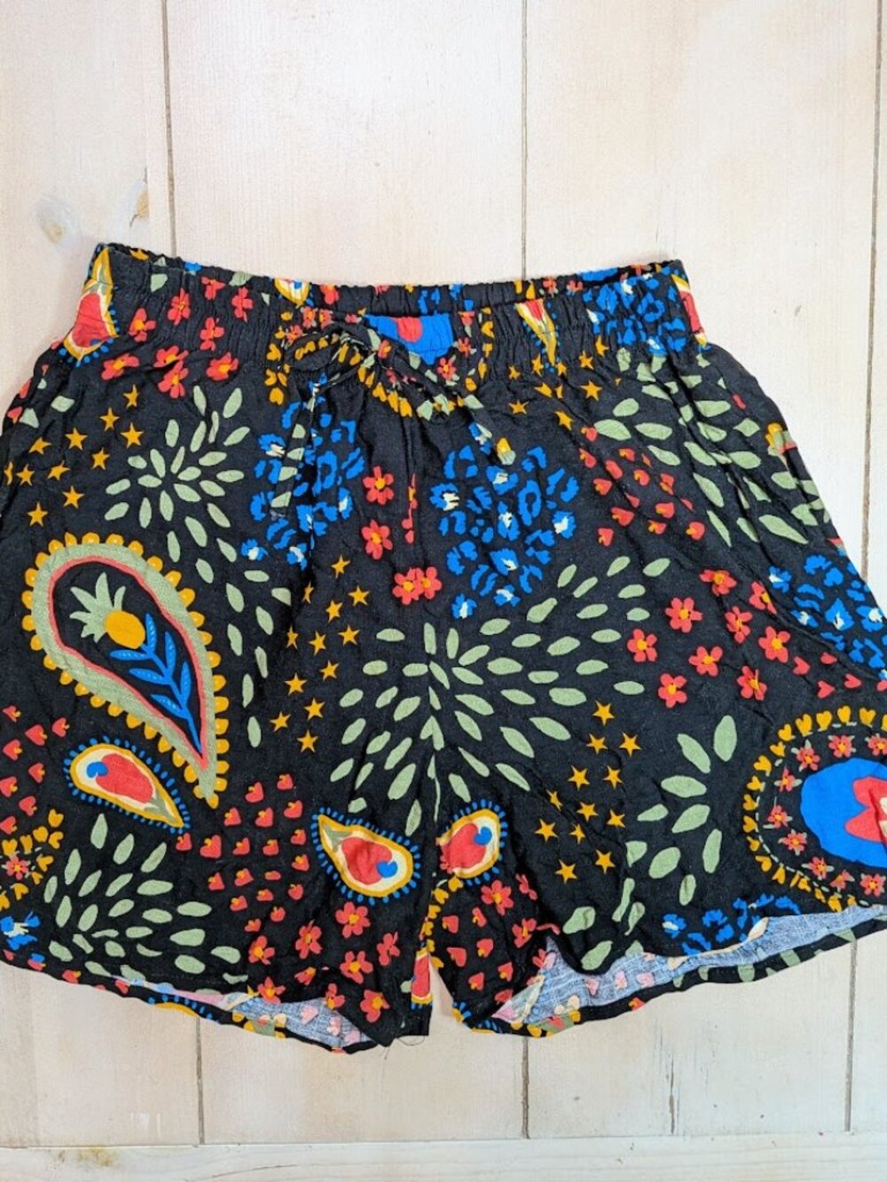 Rio Colorido Brazil 100% Viscose Paisley Floral Drawstring Shorts